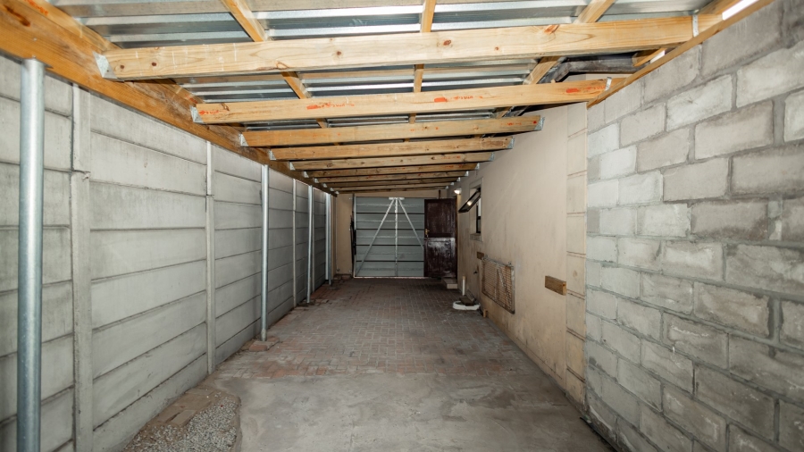 2 Bedroom Property for Sale in Hagley Western Cape